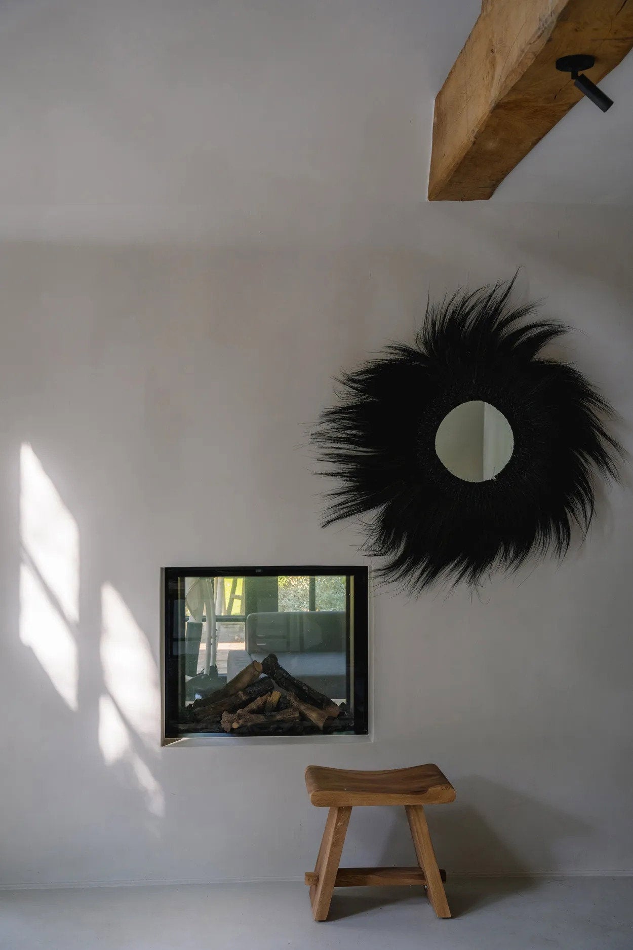 the-simba-mirror-black-l