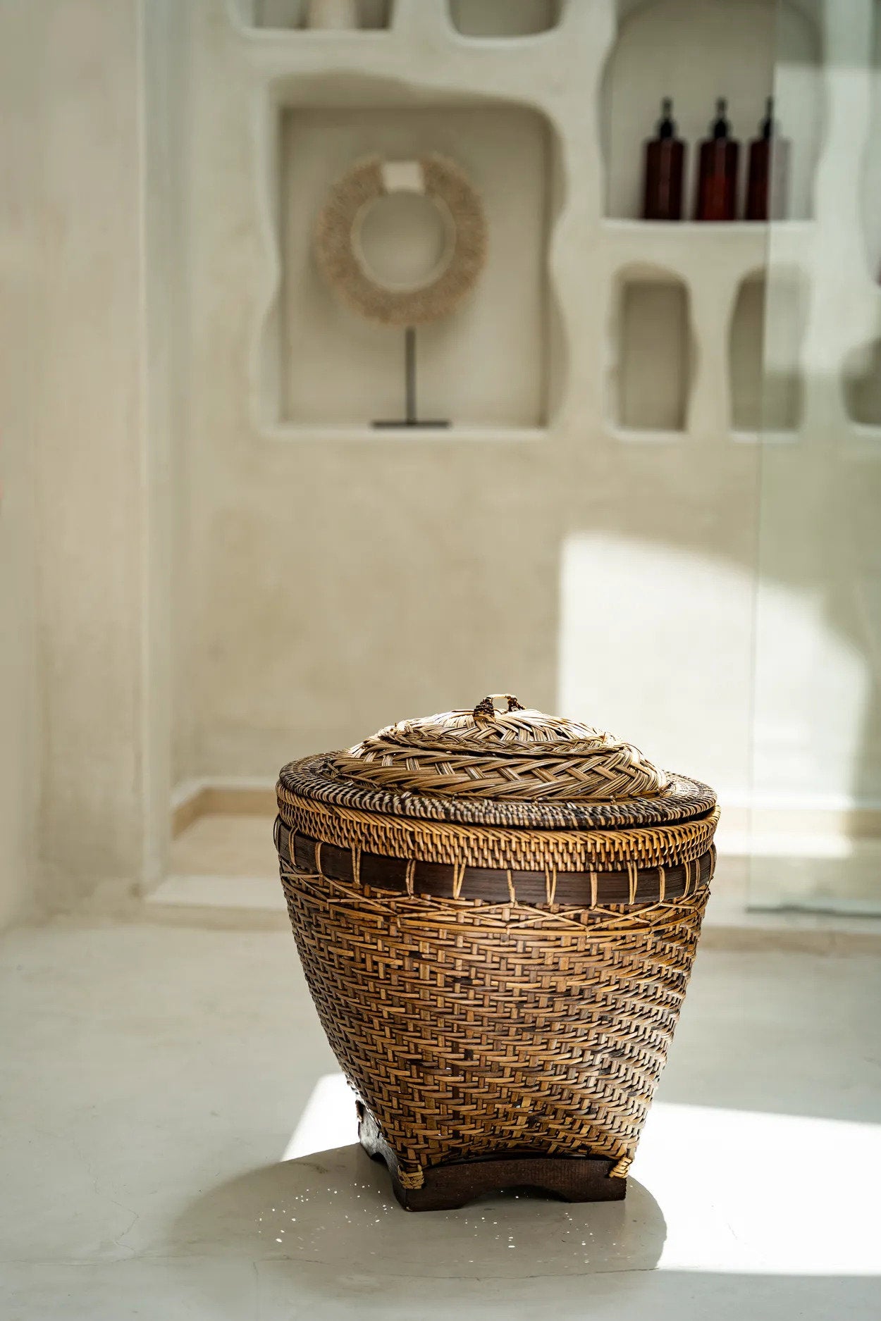 the-colonial-storage-basket-natural-brown-l