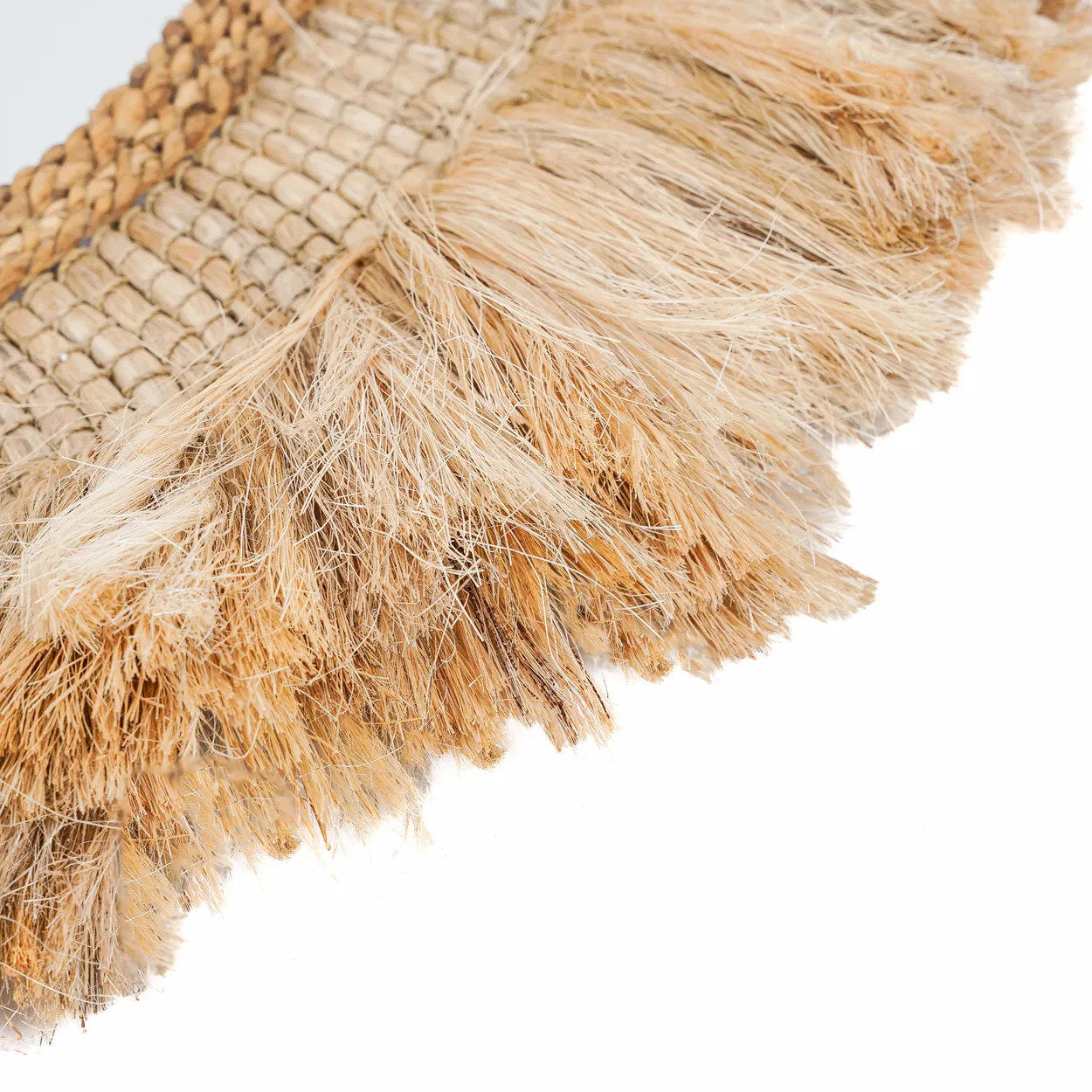 the-la-contessa-mirror-natural-l