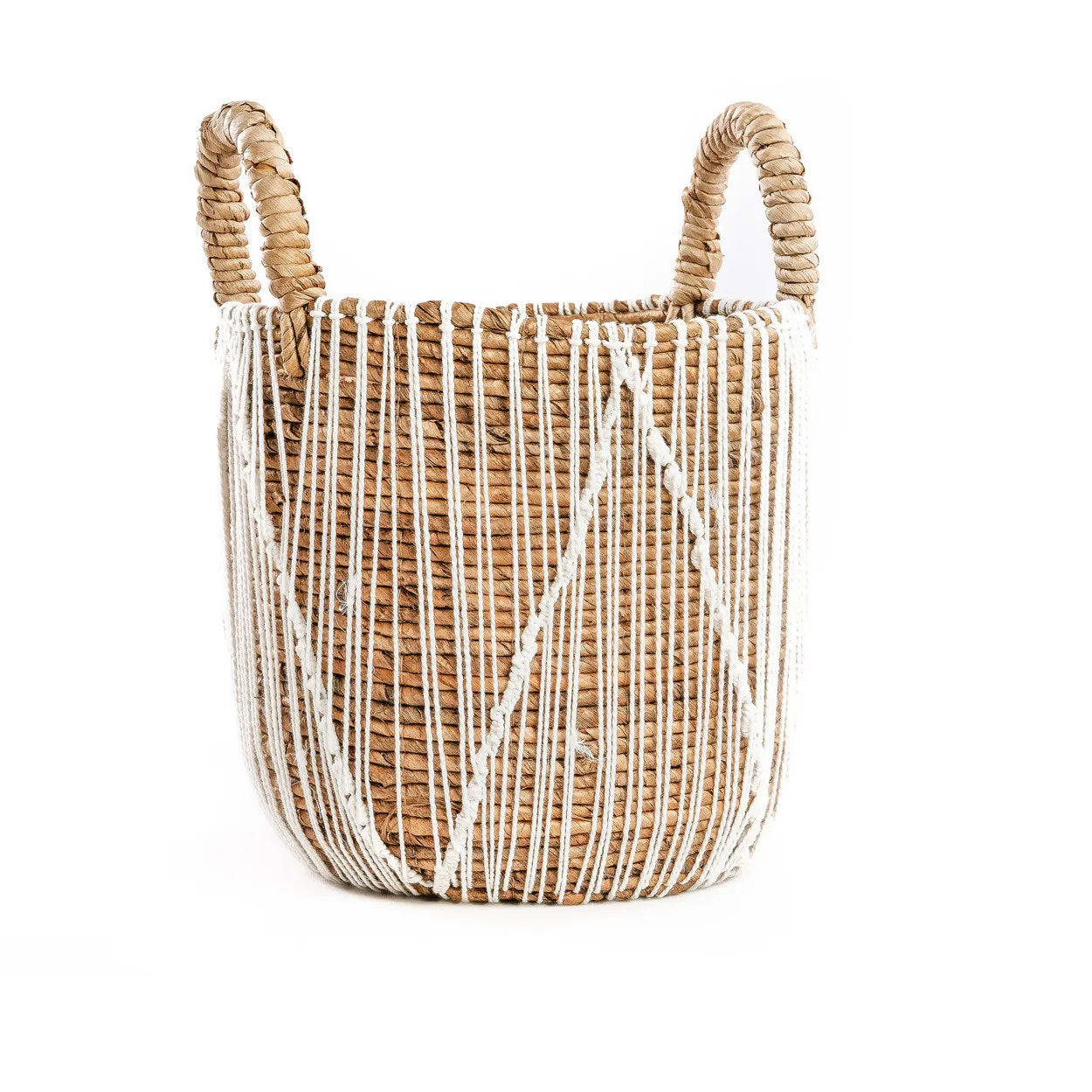the-straight-stitched-macrame-basket-s