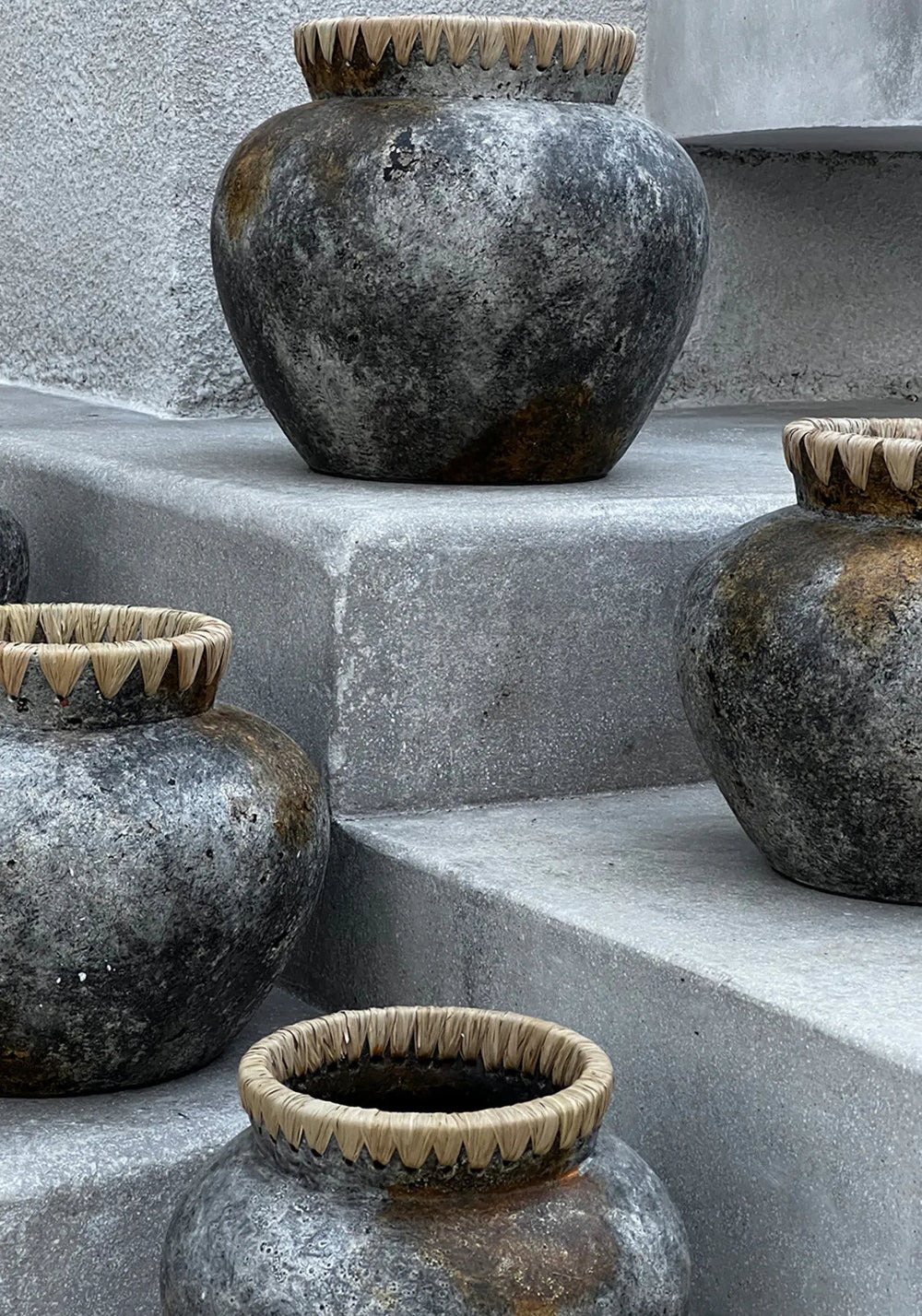 the-styly-vase-antique-grey-m