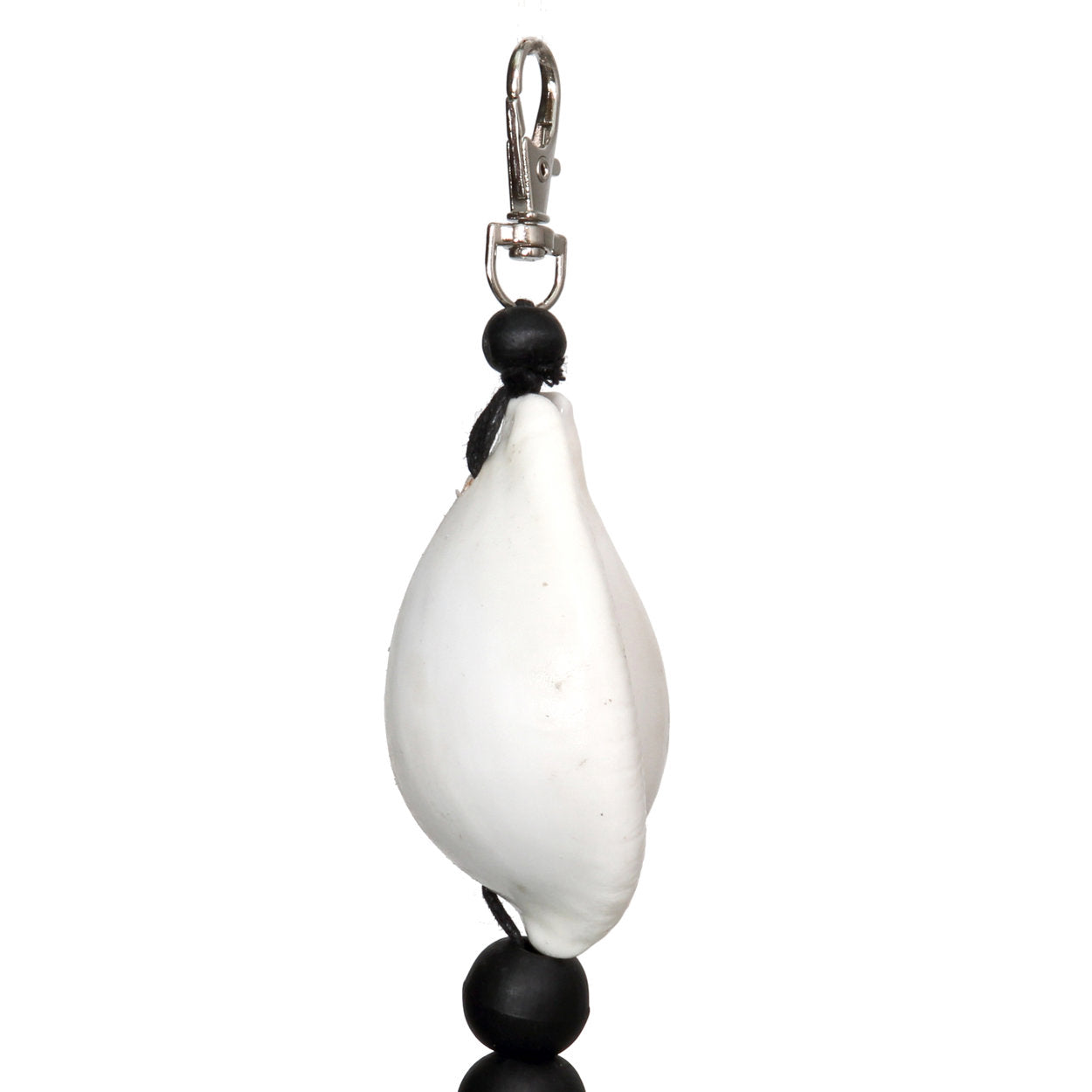 the-togian-keychain-black-white