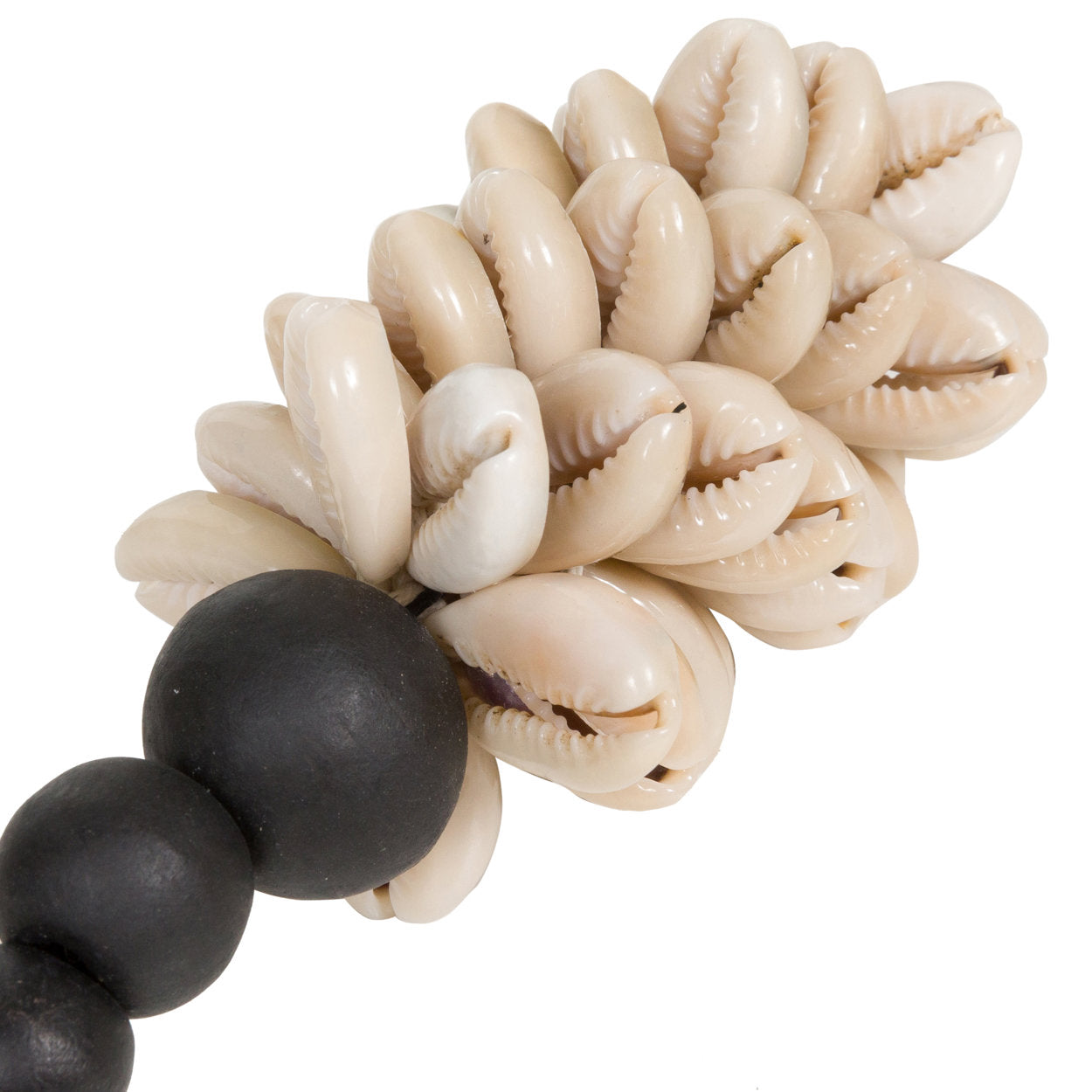 the-canggu-keychain-natural-black