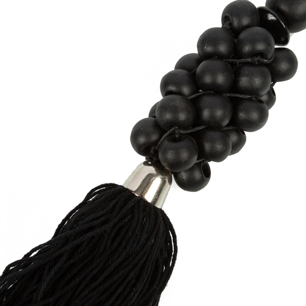 the-wooden-beads-keychain-black