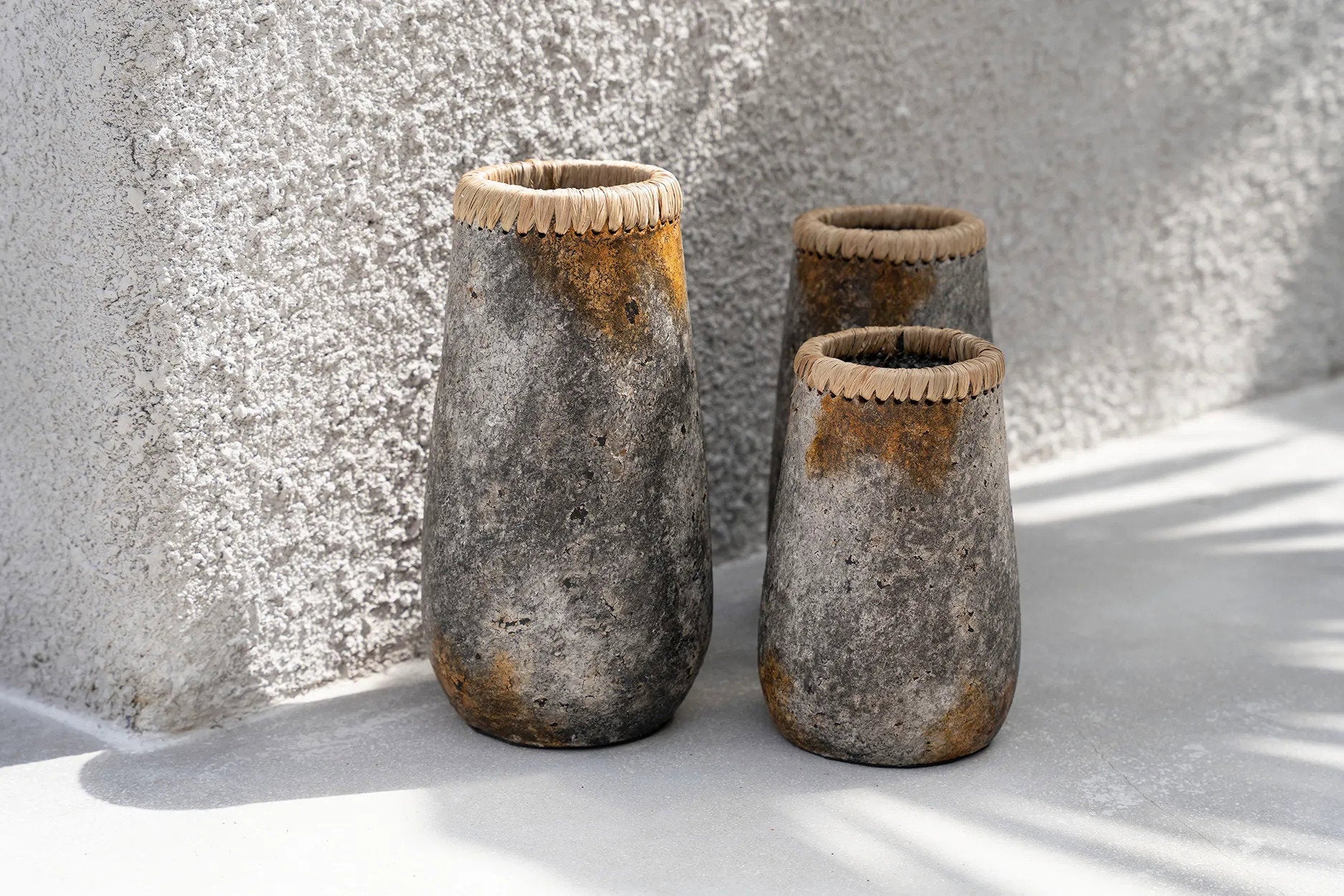the-sneaky-vase-antique-grey-m