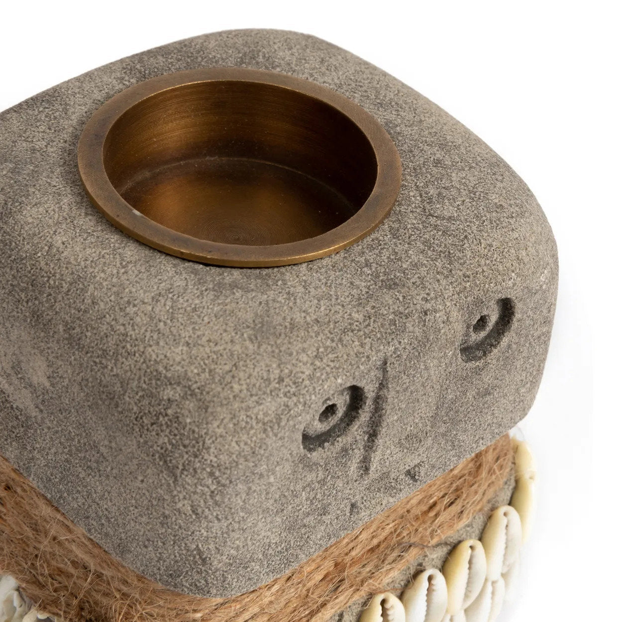 the-sumba-stone-31-candle-holder
