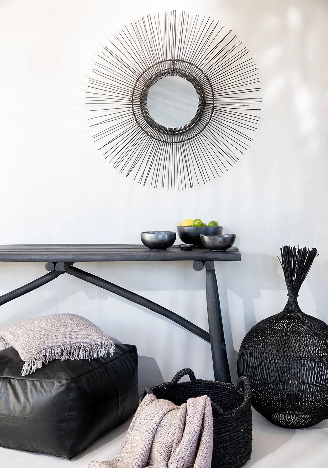 the-tropical-mirror-black-l