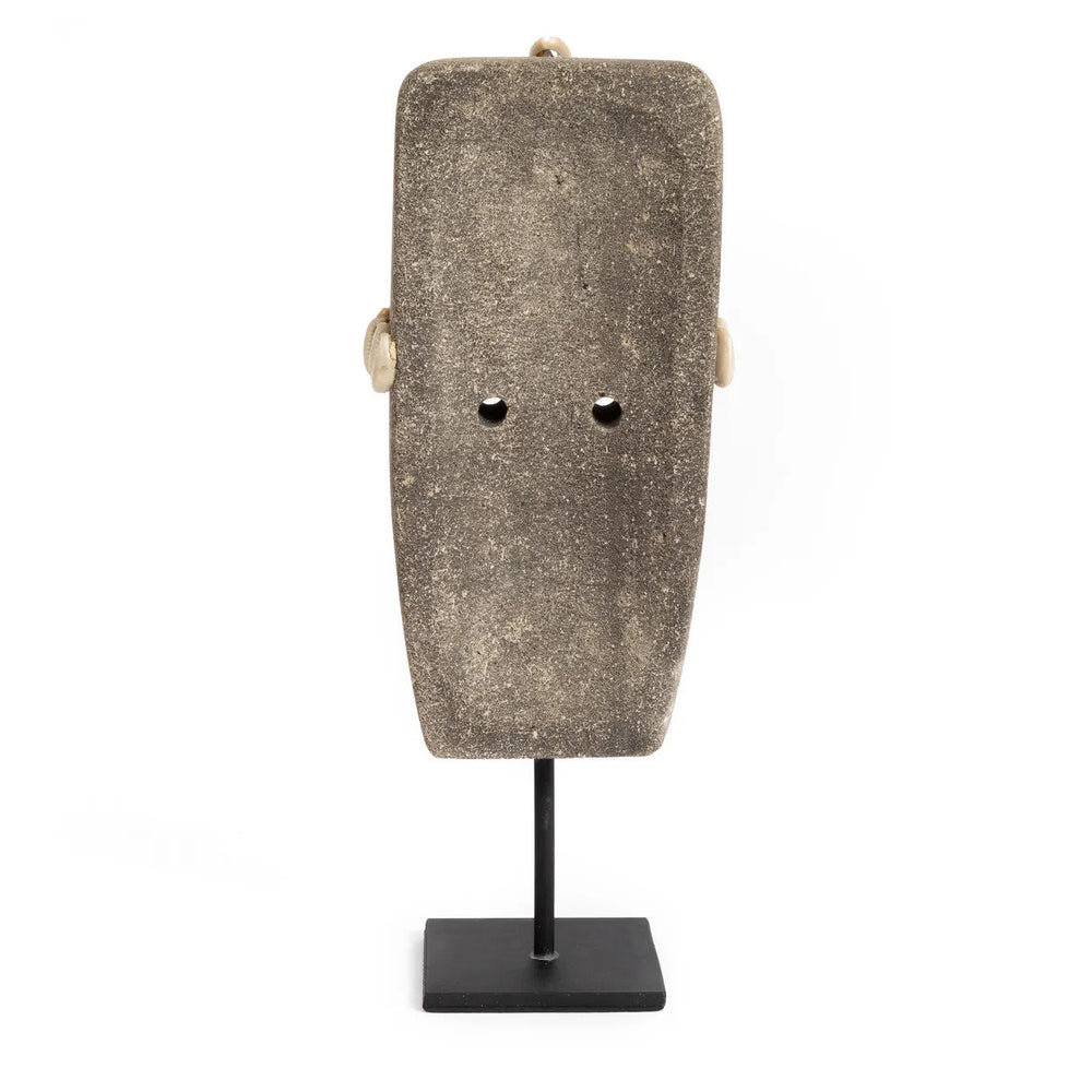the-sumba-stone-32-on-stand