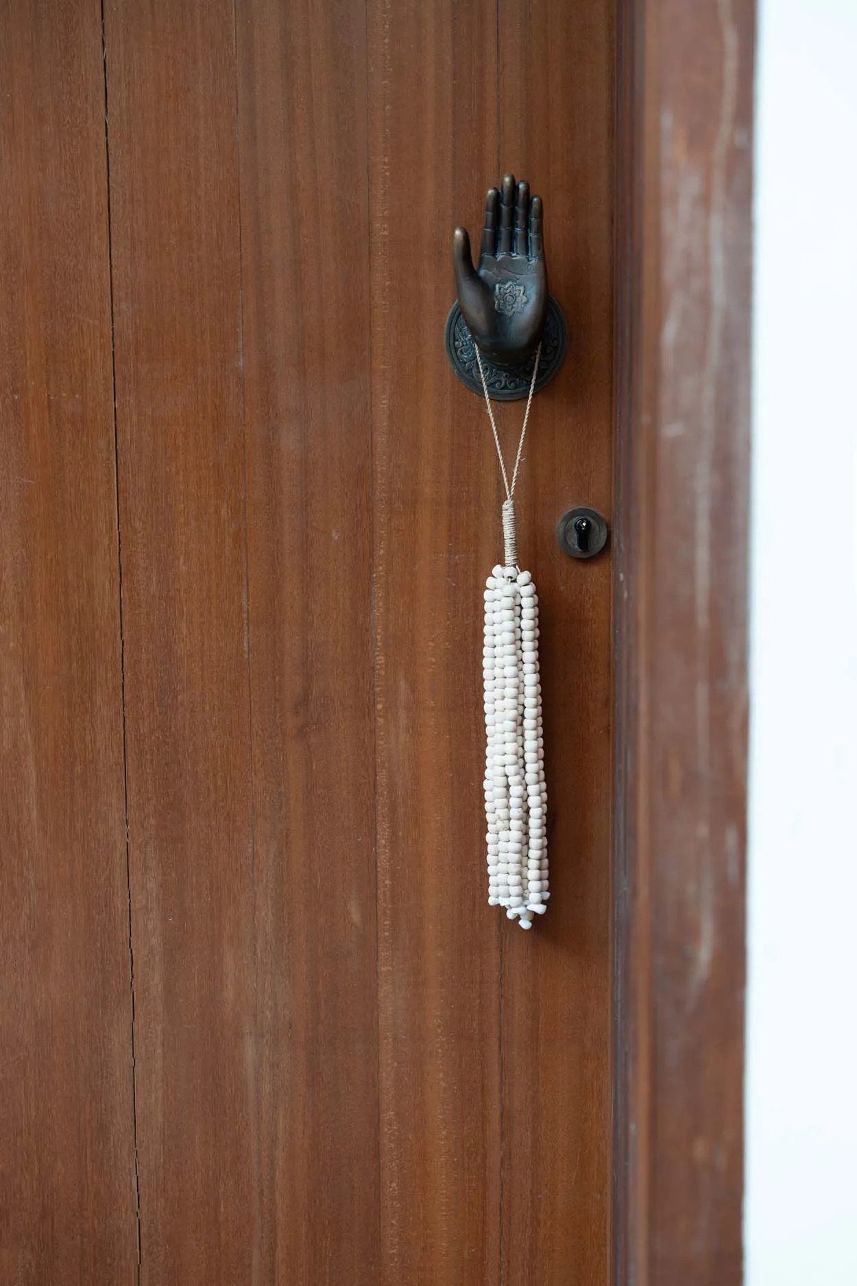 the-wooden-beads-tassel-natural