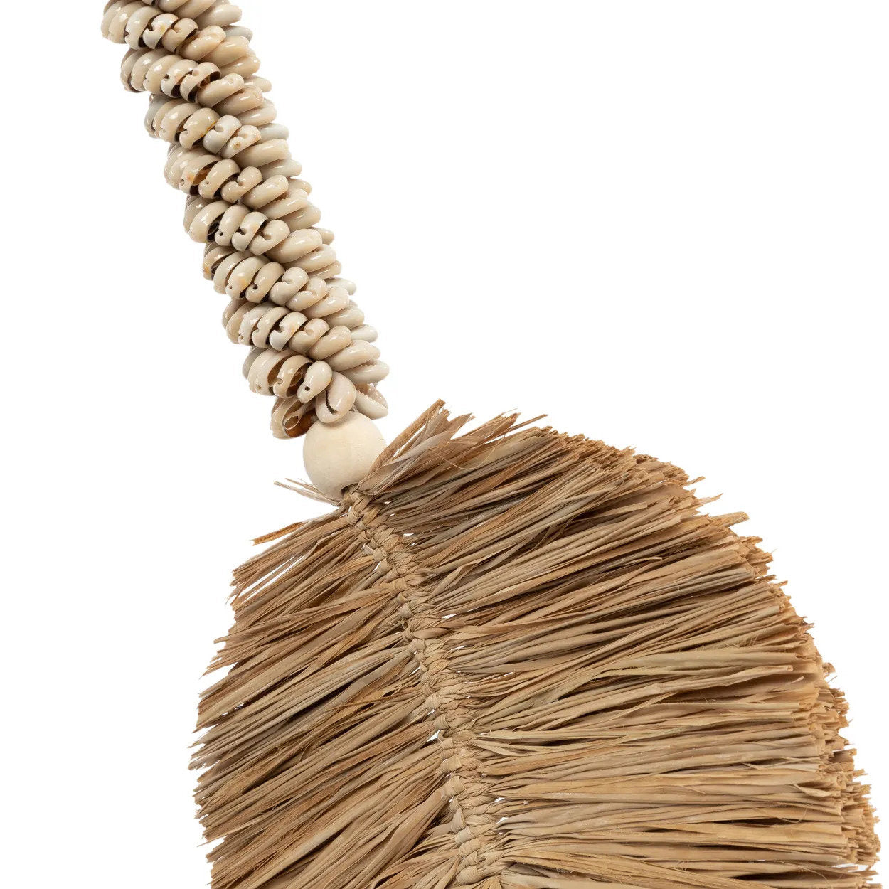the-raffia-shell-tassel-cream-natural