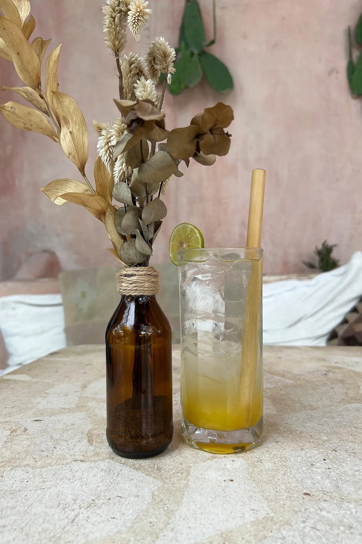 the-bamboo-straws-set-of-10-with-cleaning-brush