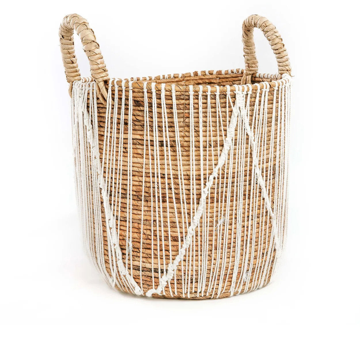 the-straight-stitched-macrame-basket-l