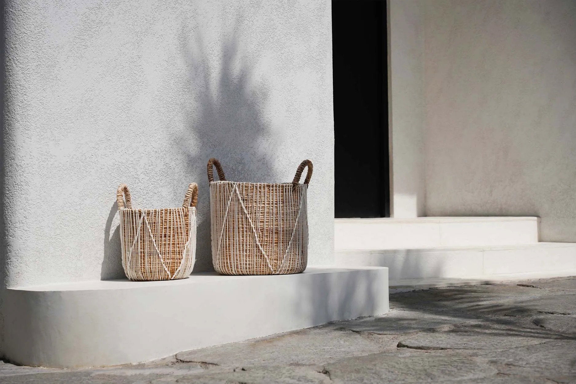 the-straight-stitched-macrame-basket-l