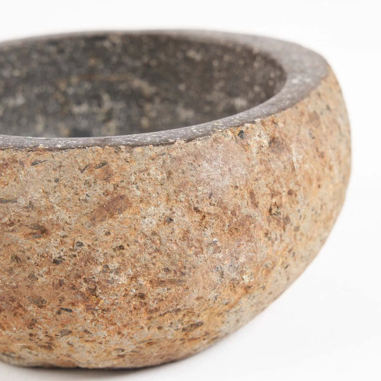 the-river-stone-bowl-black-m