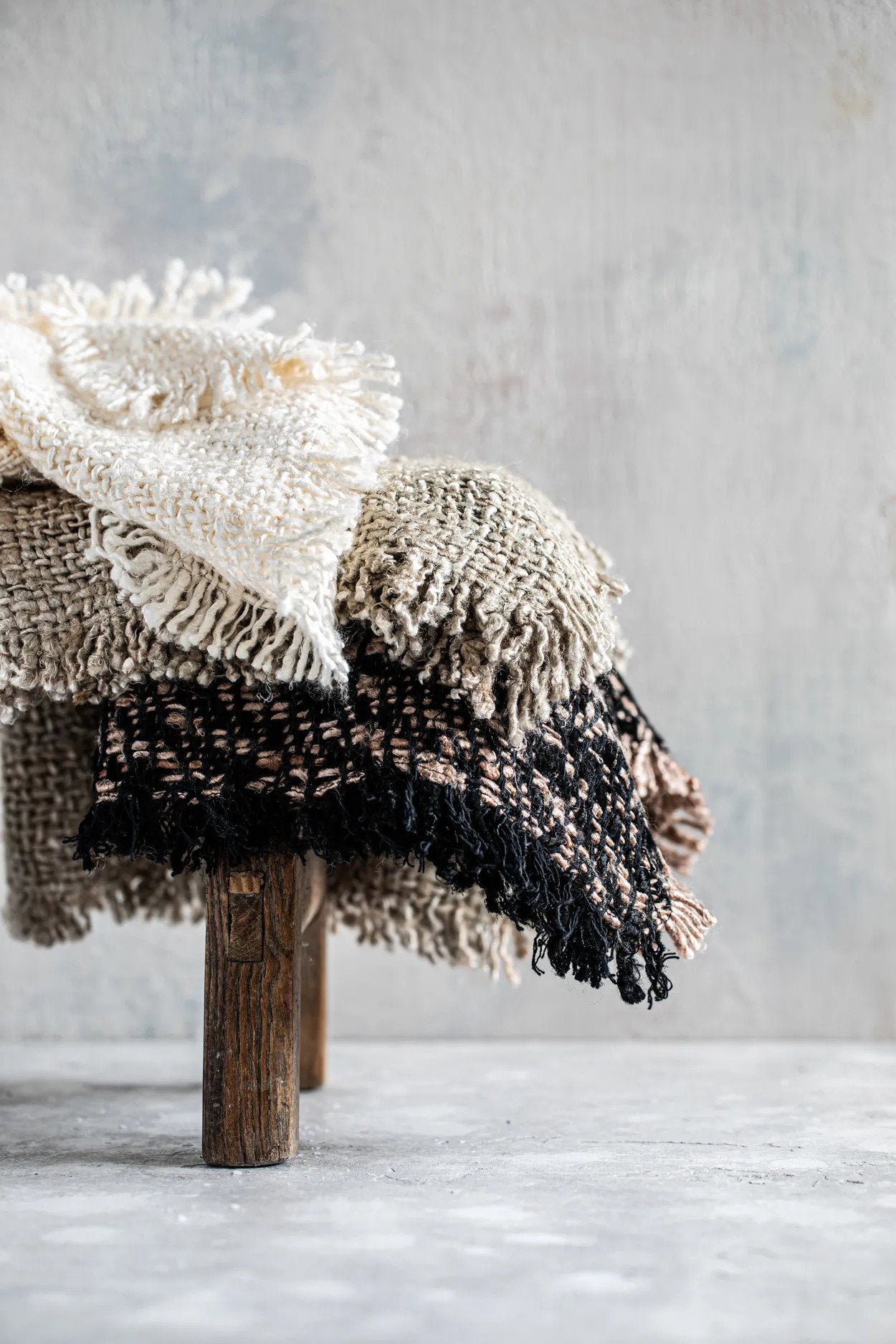 the-oh-my-gee-placemat-black-copper-set-of-4