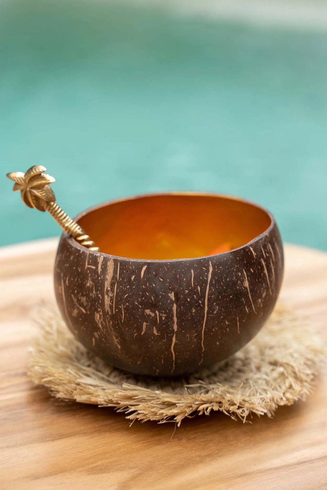 the-coco-food-bowl-natural-gold