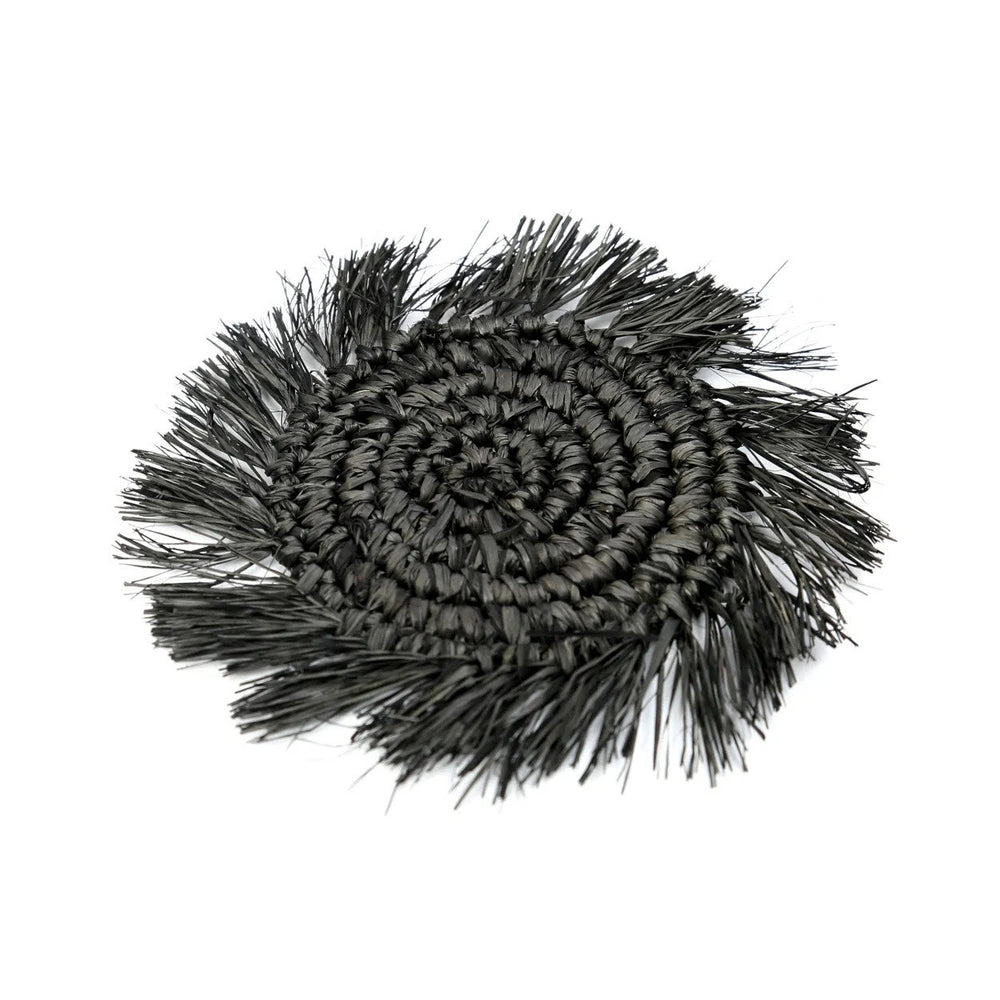 the-fringe-raffia-coaster-black