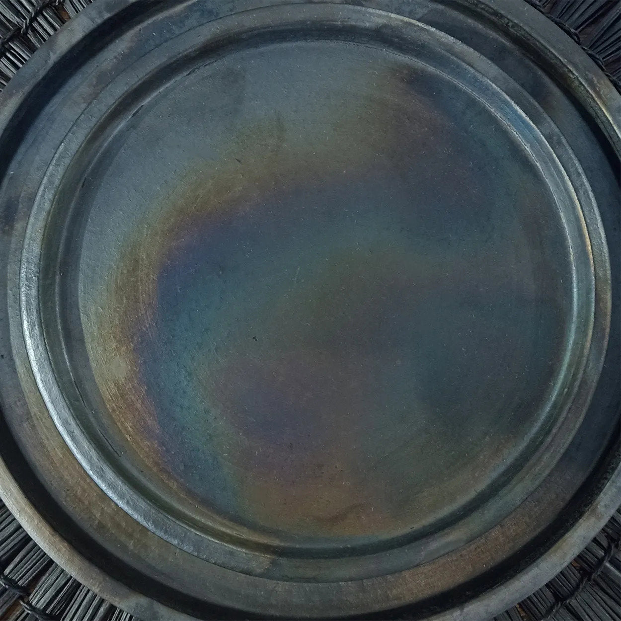 the-burned-plate-black-l