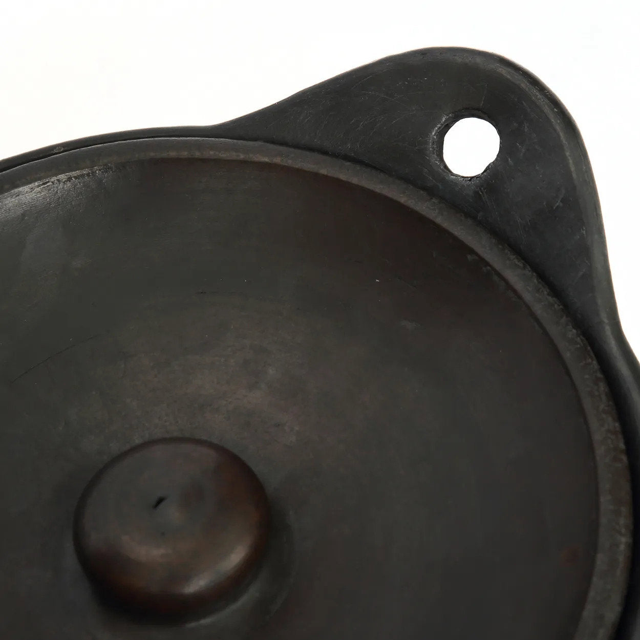 the-burned-pot-black