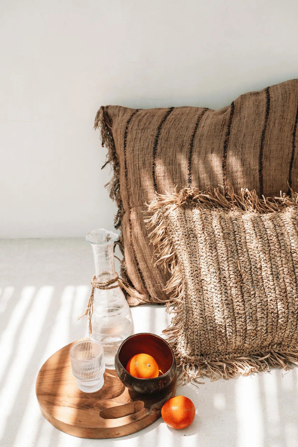 the-teak-root-tray-natural-s