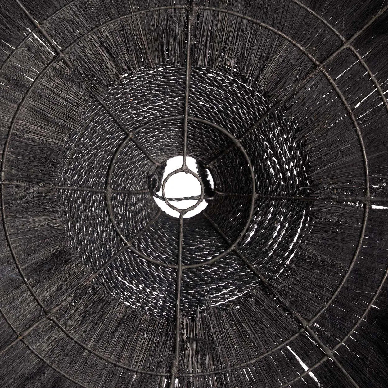 the-makiki-pendant-black-xl