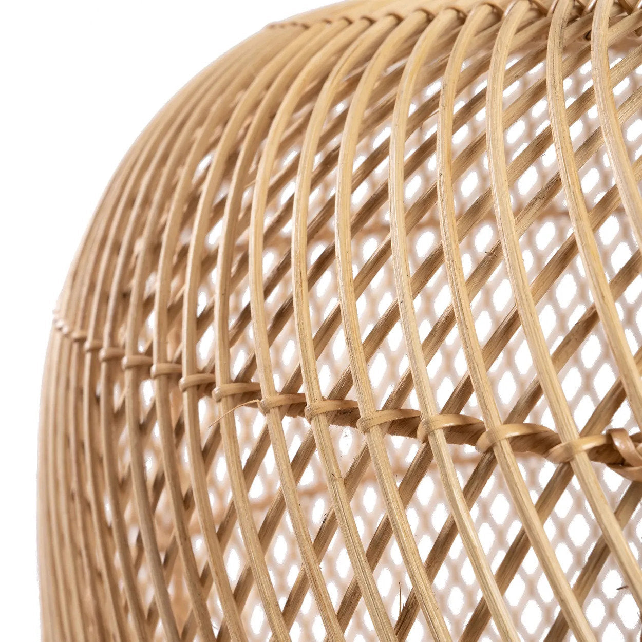 the-batu-bolong-pendant-natural-m
