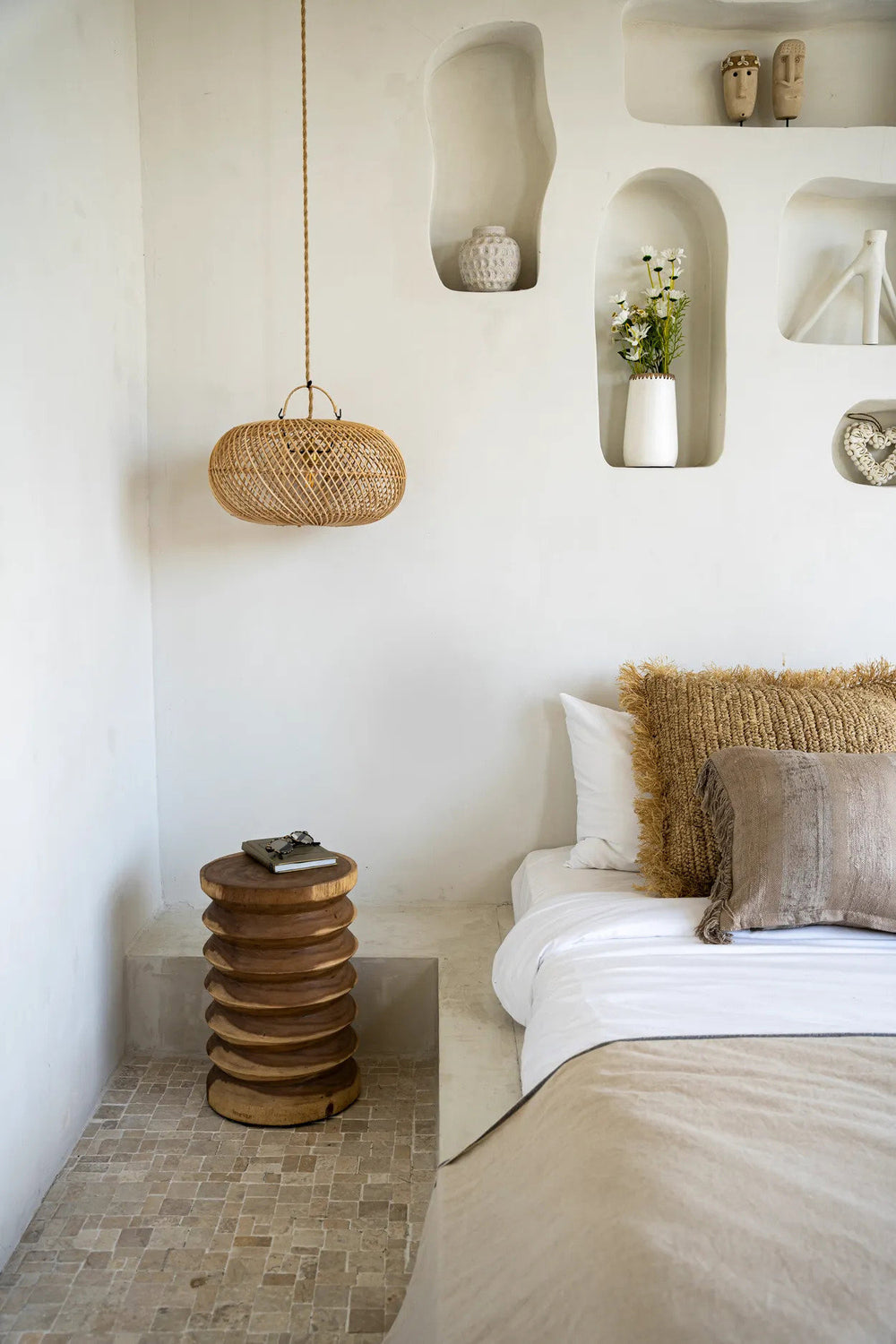 the-wholly-pendant-natural-s