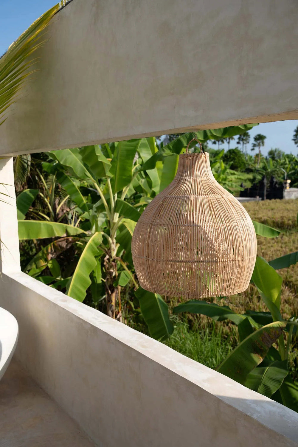 the-lobster-trap-pendant-natural-l