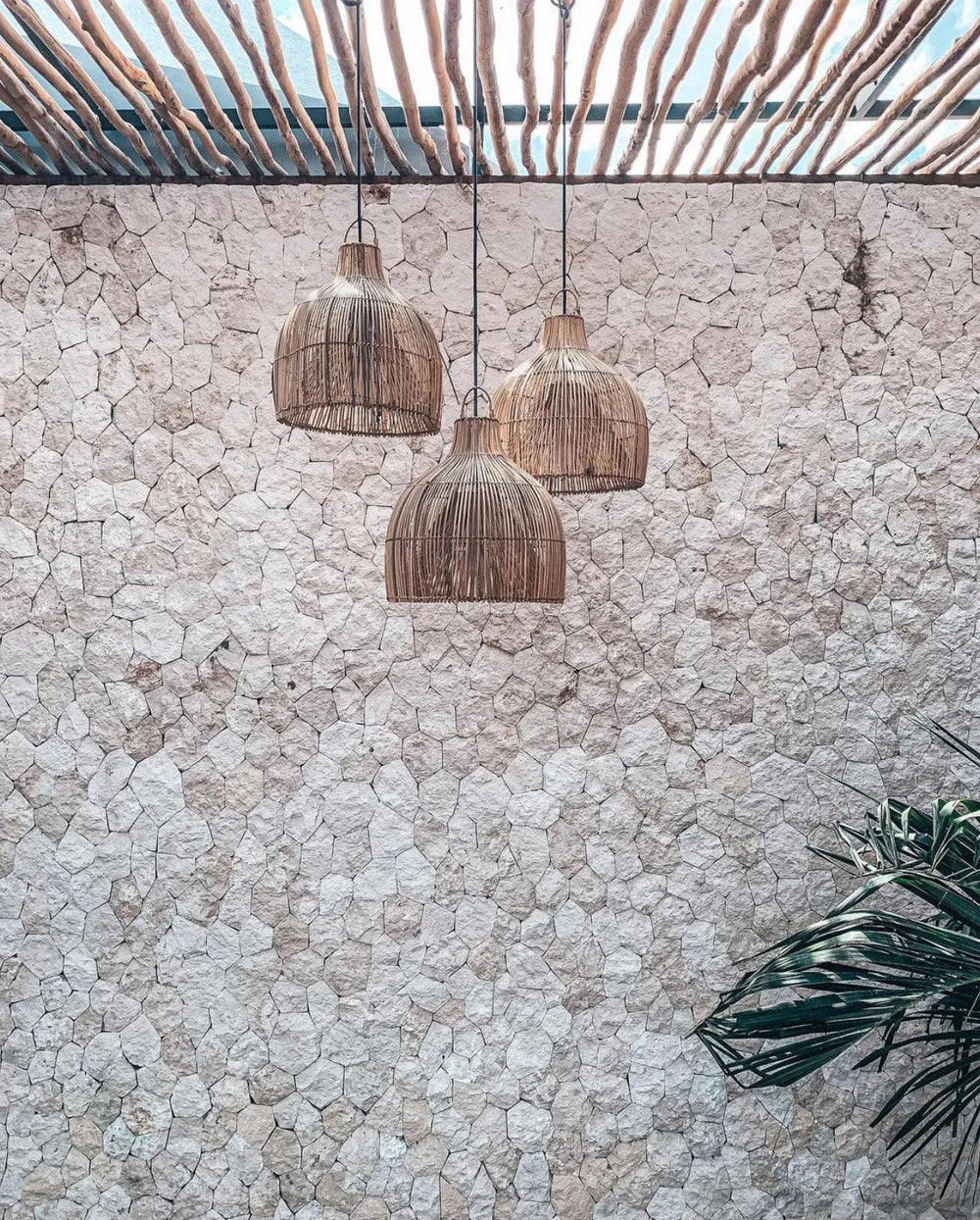 the-lobster-trap-pendant-natural-l