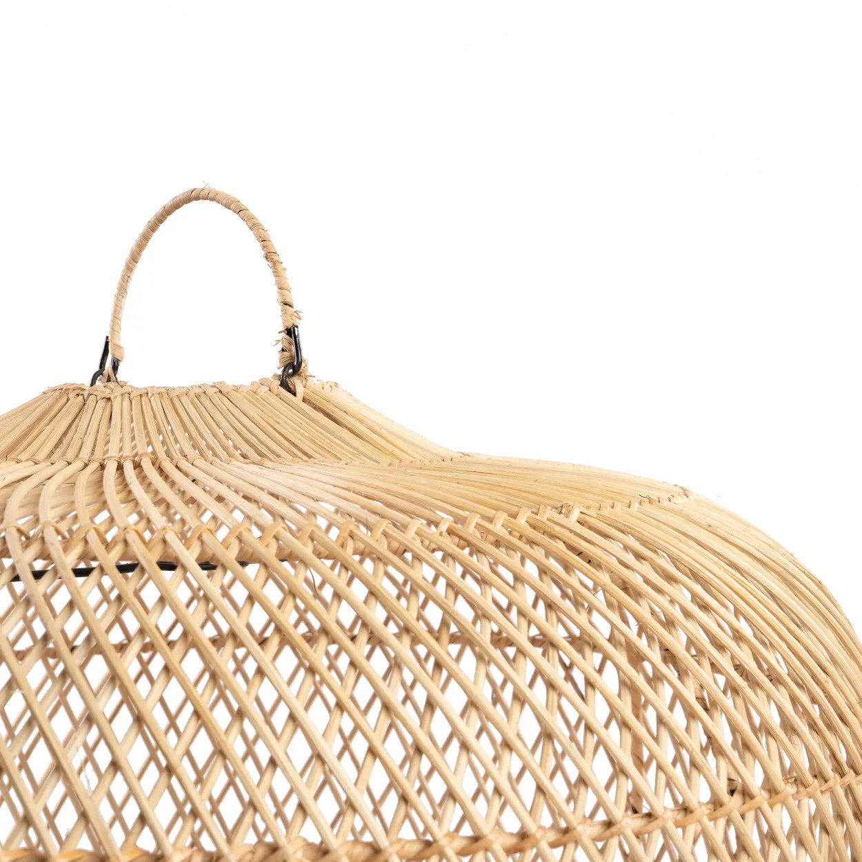 the-batu-bolong-pendant-natural-l