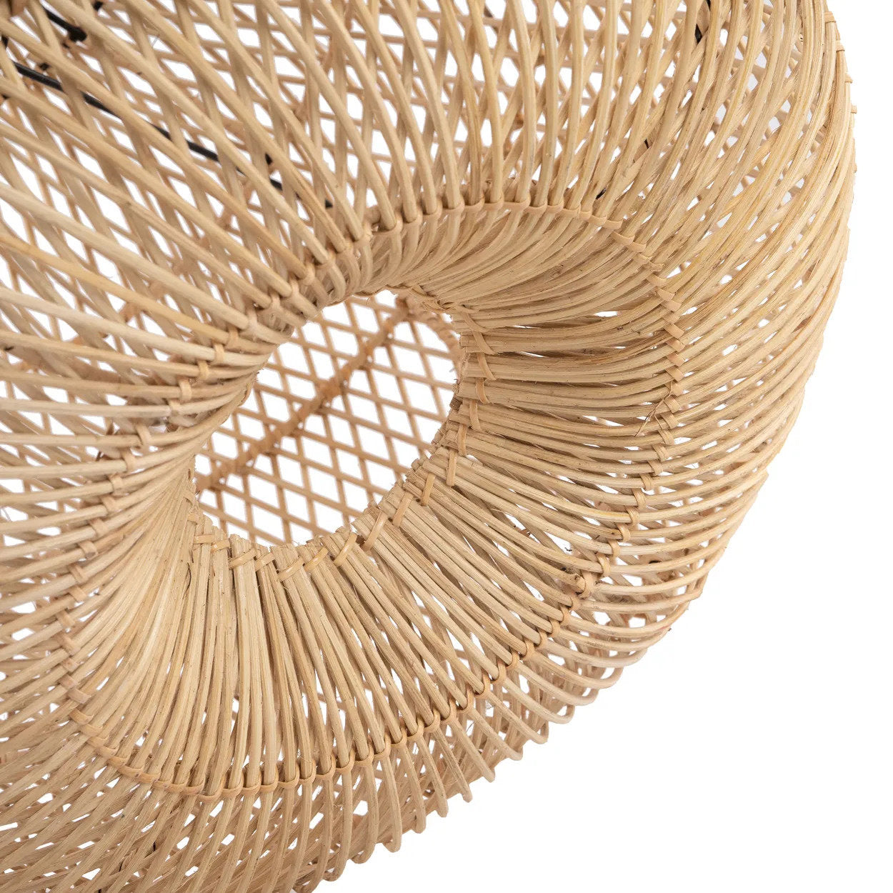 the-batu-bolong-pendant-natural-l