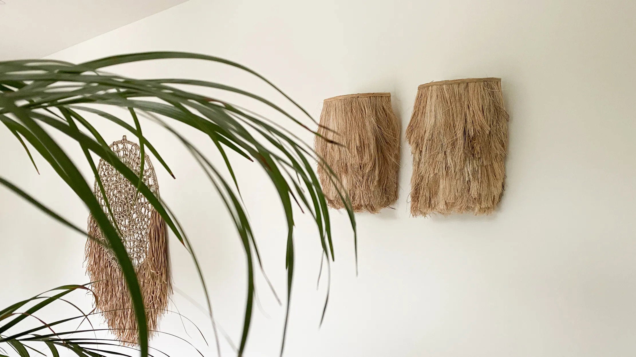 the-abaca-wall-applique-natural-s