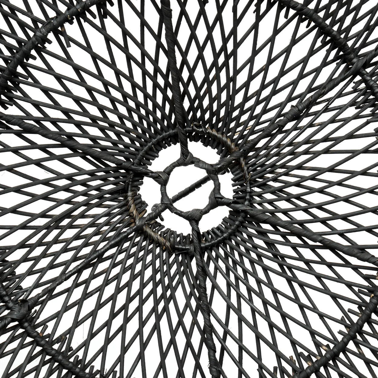 the-chapeau-pendant-black-l