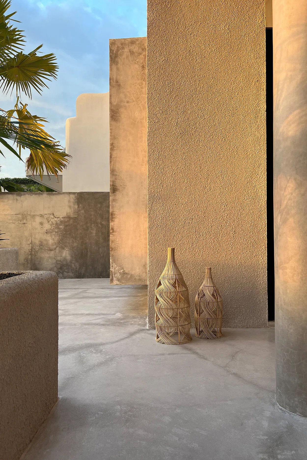 the-garaffa-pendant-natural-l