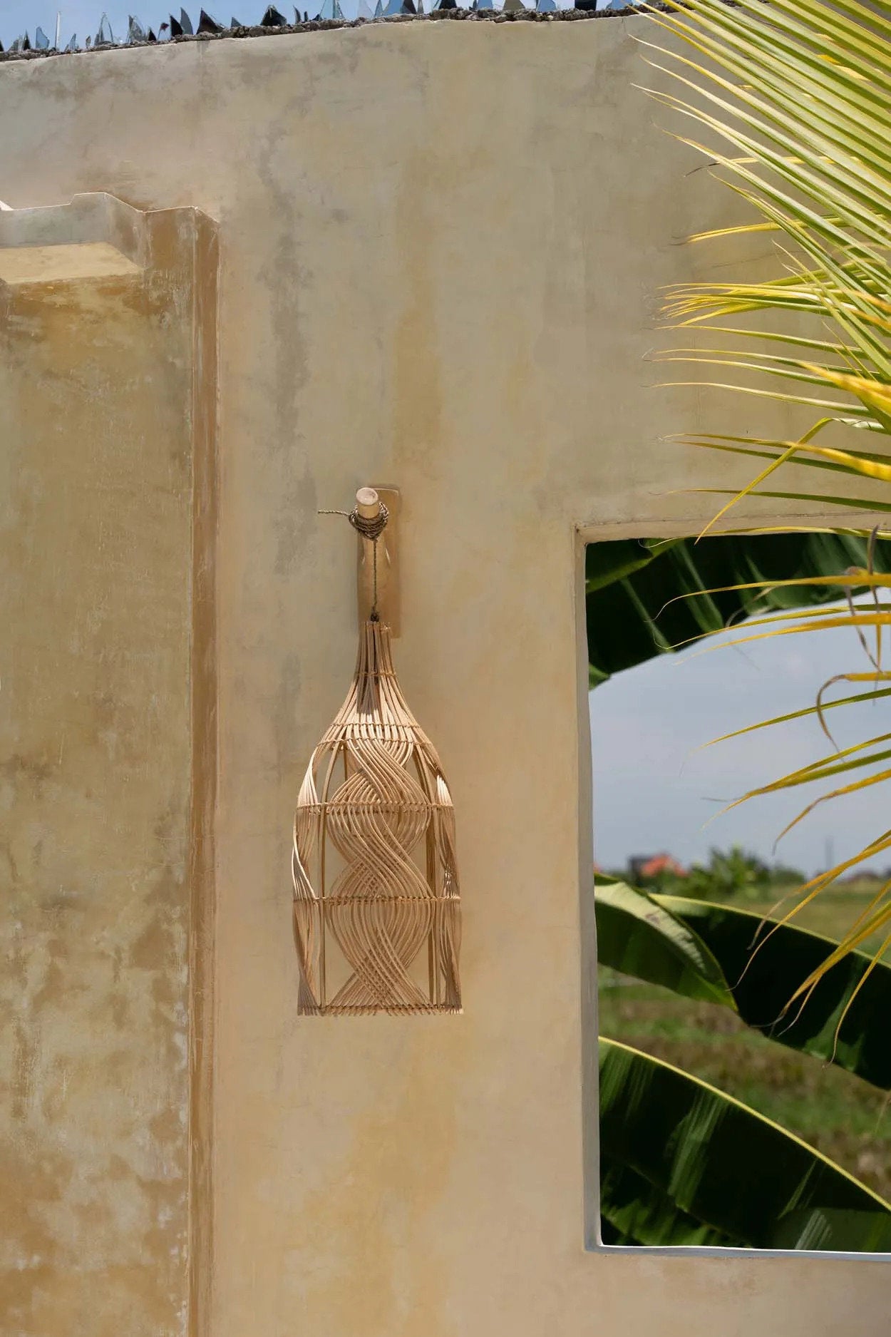 the-garaffa-pendant-natural-m