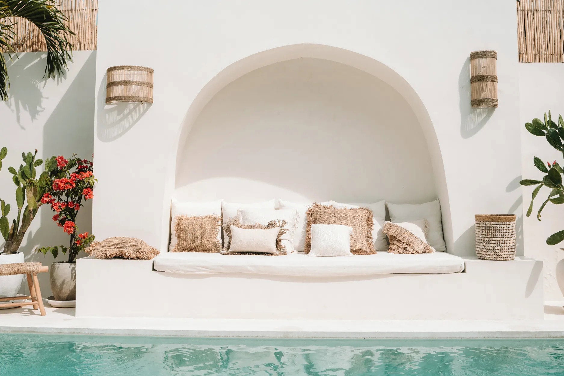 the-jalal-wall-applique-natural-m