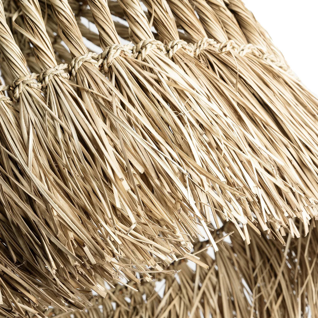 the-guagua-pendant-natural-m