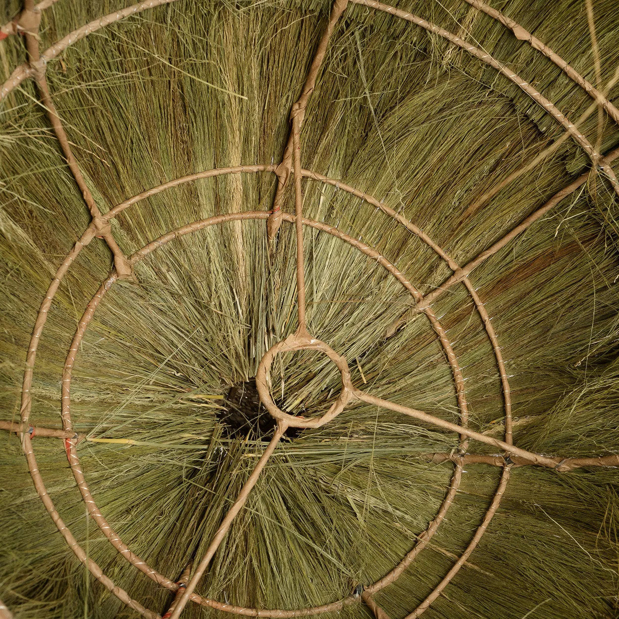 the-makiki-pendant-natural-l