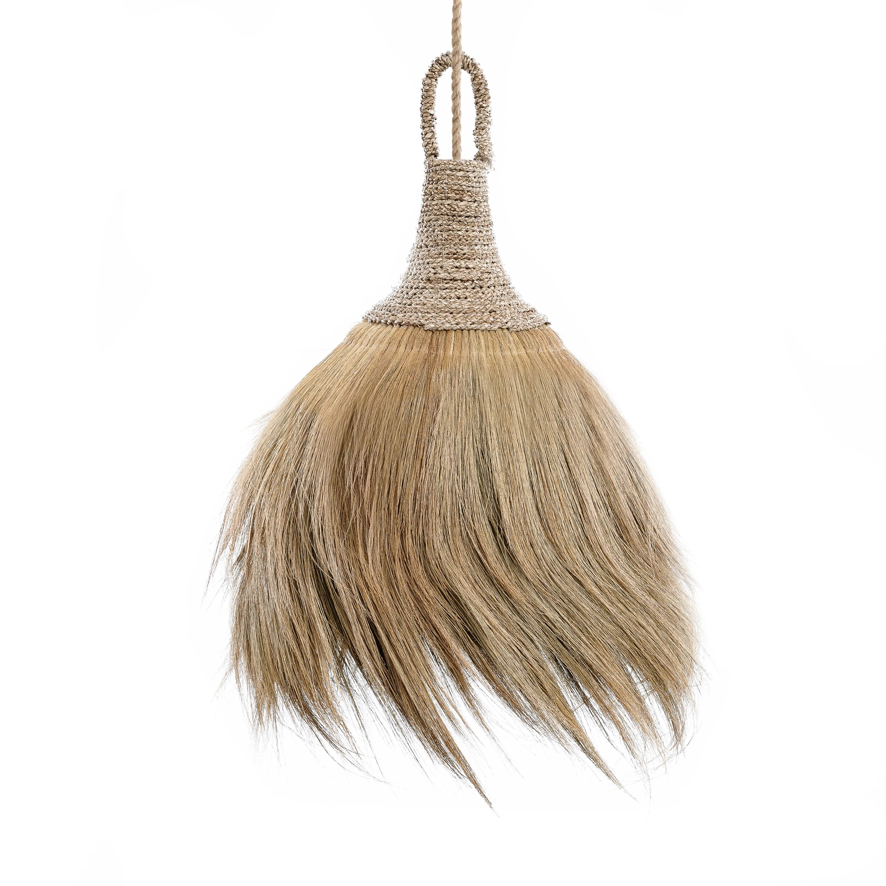 the-makiki-pendant-natural-l