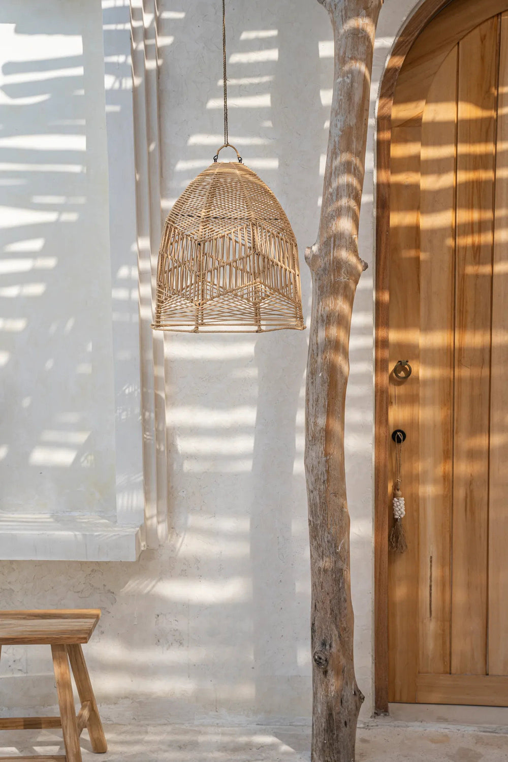 the-bala-pendant-natural-m