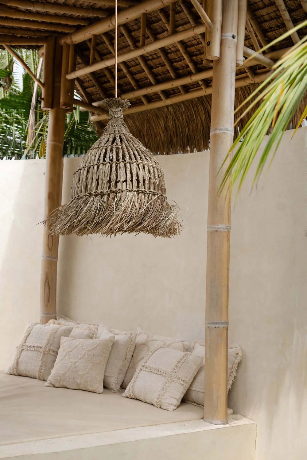 the-guagua-pendant-natural-l