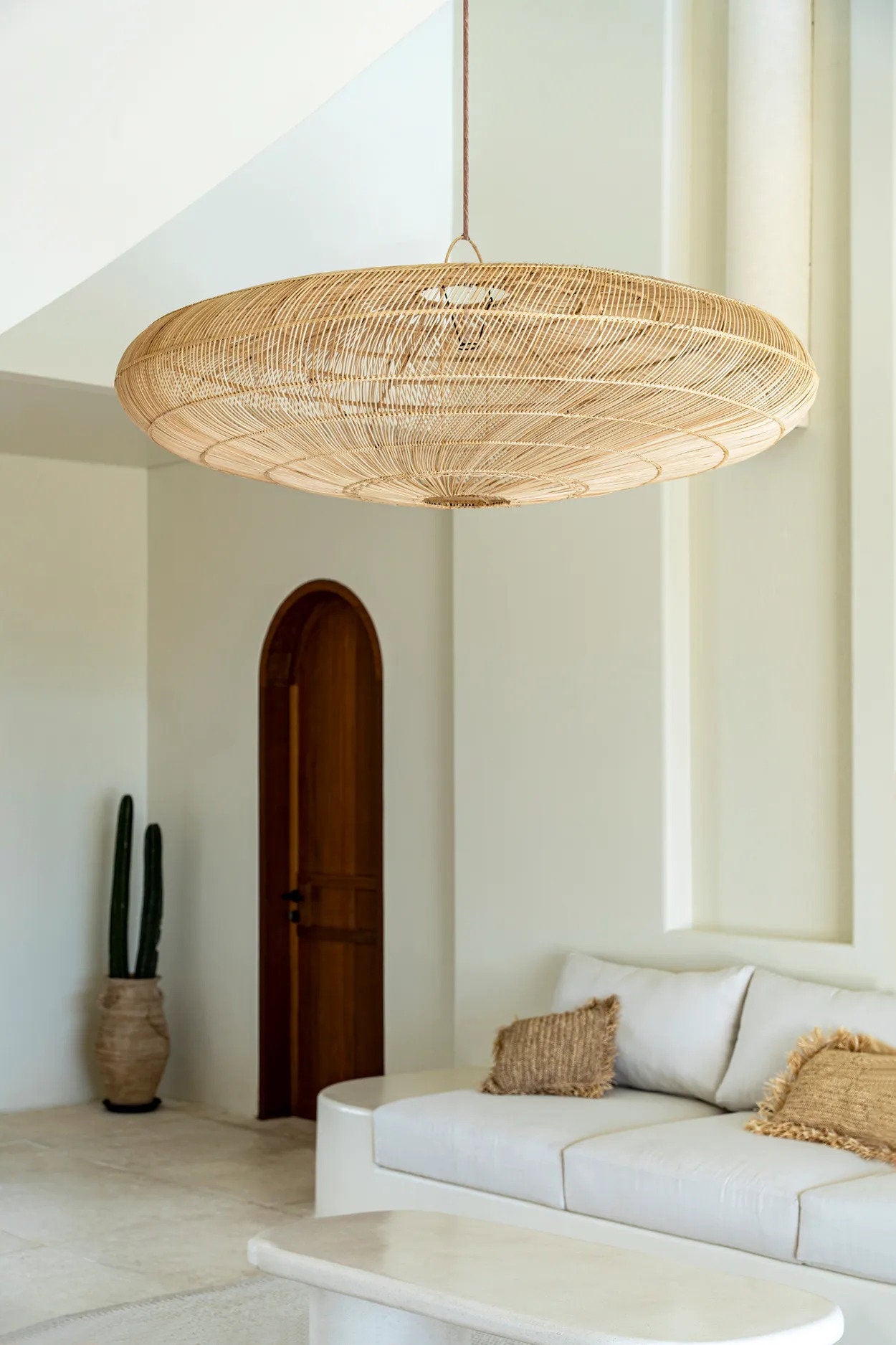 the-macaron-pendant-natural-xl