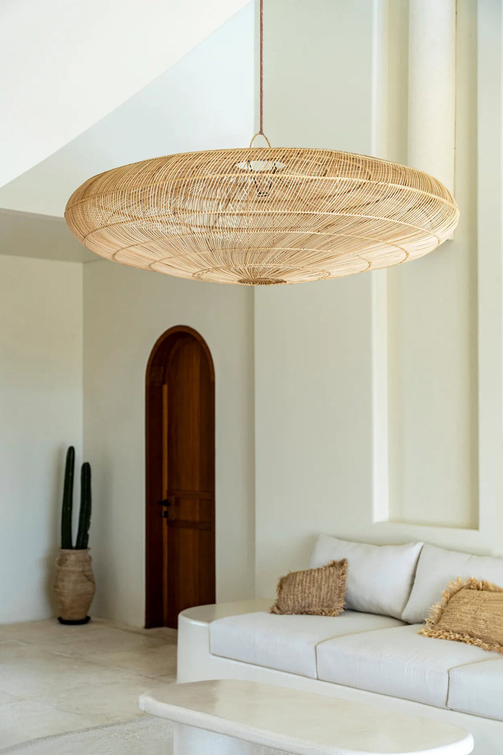 the-macaron-pendant-natural-xl