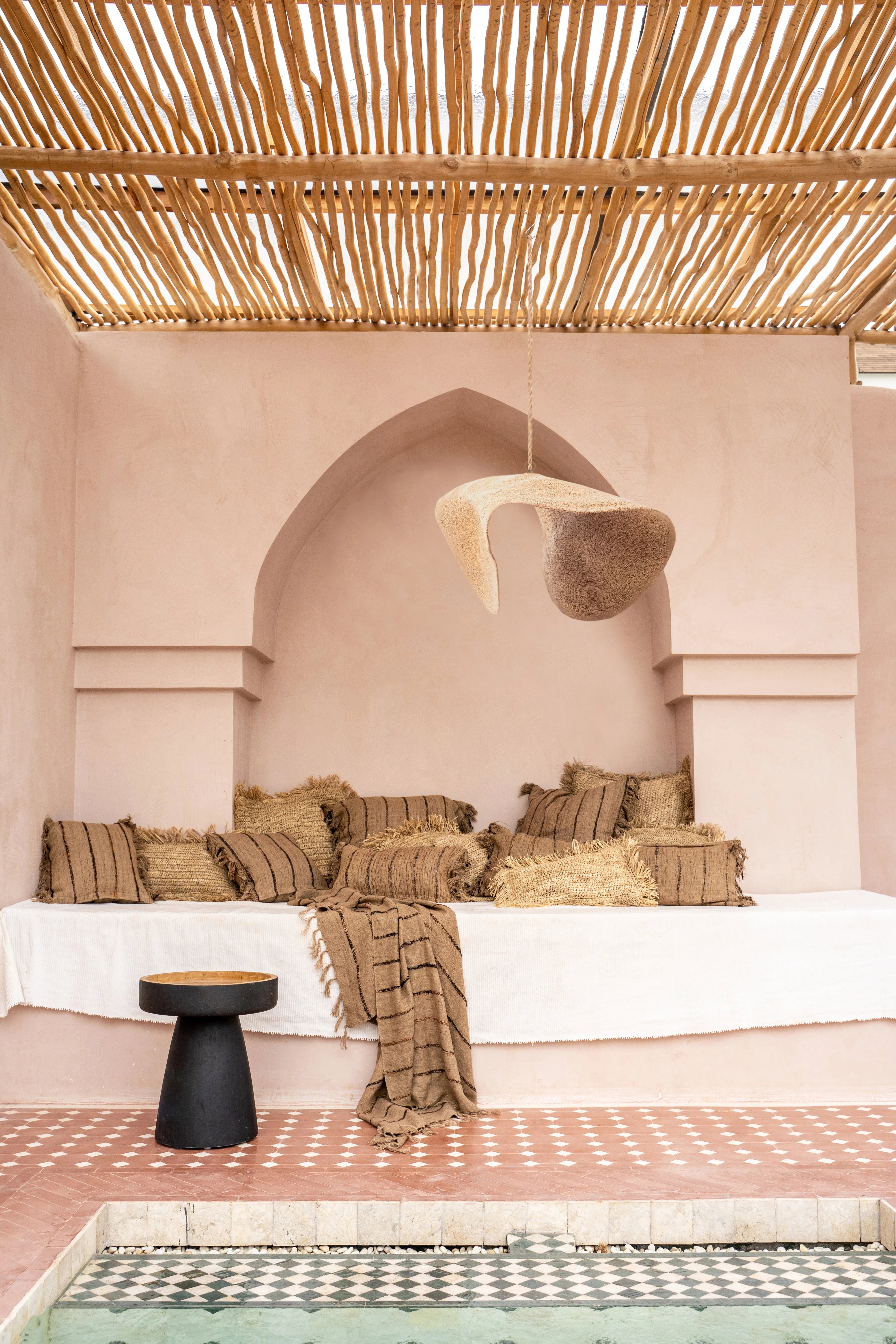 the-lovalova-pendant-natural-xl