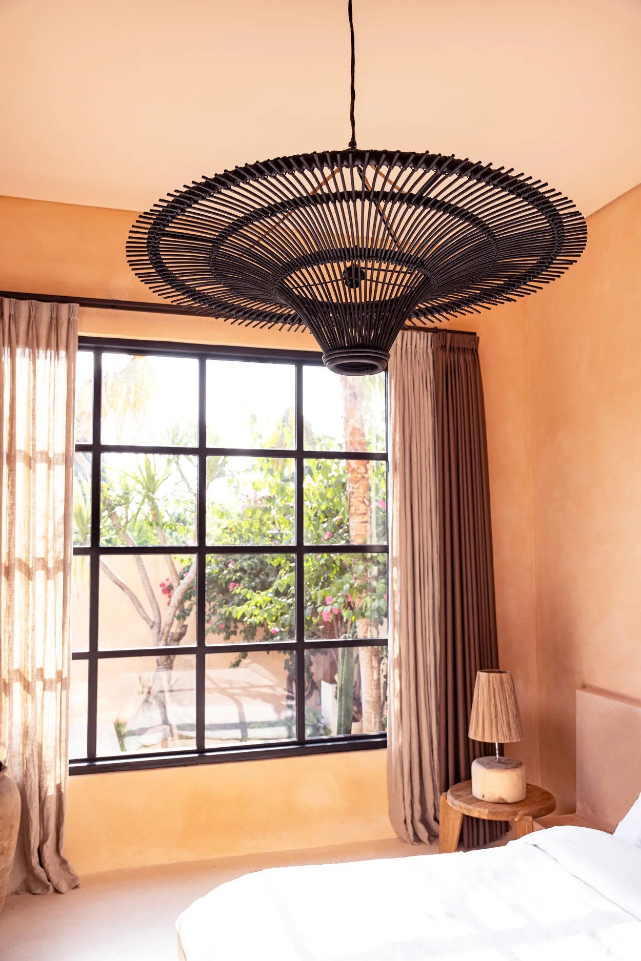 the-sky-pendant-black-xxl