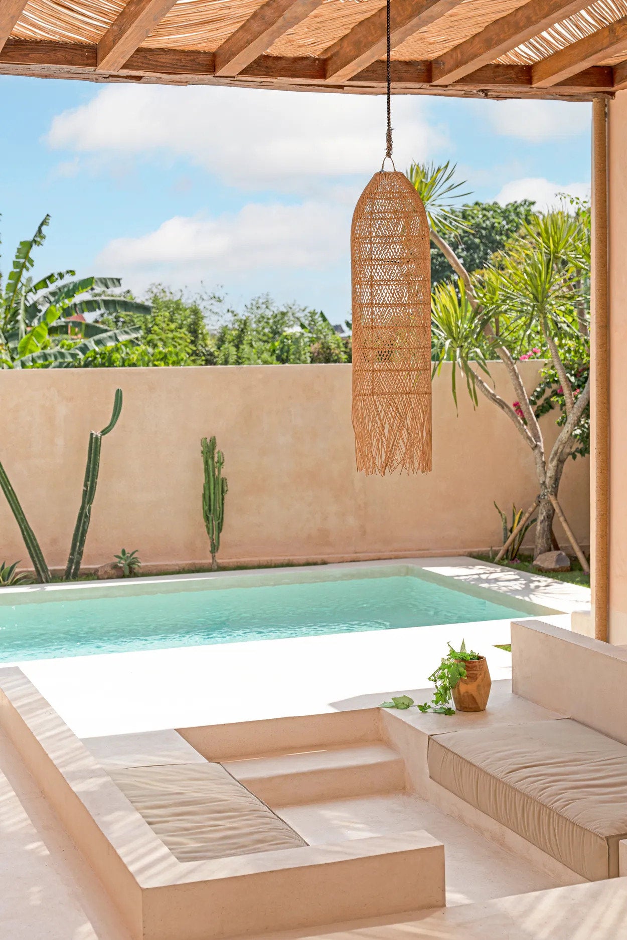 the-squid-pendant-natural-l