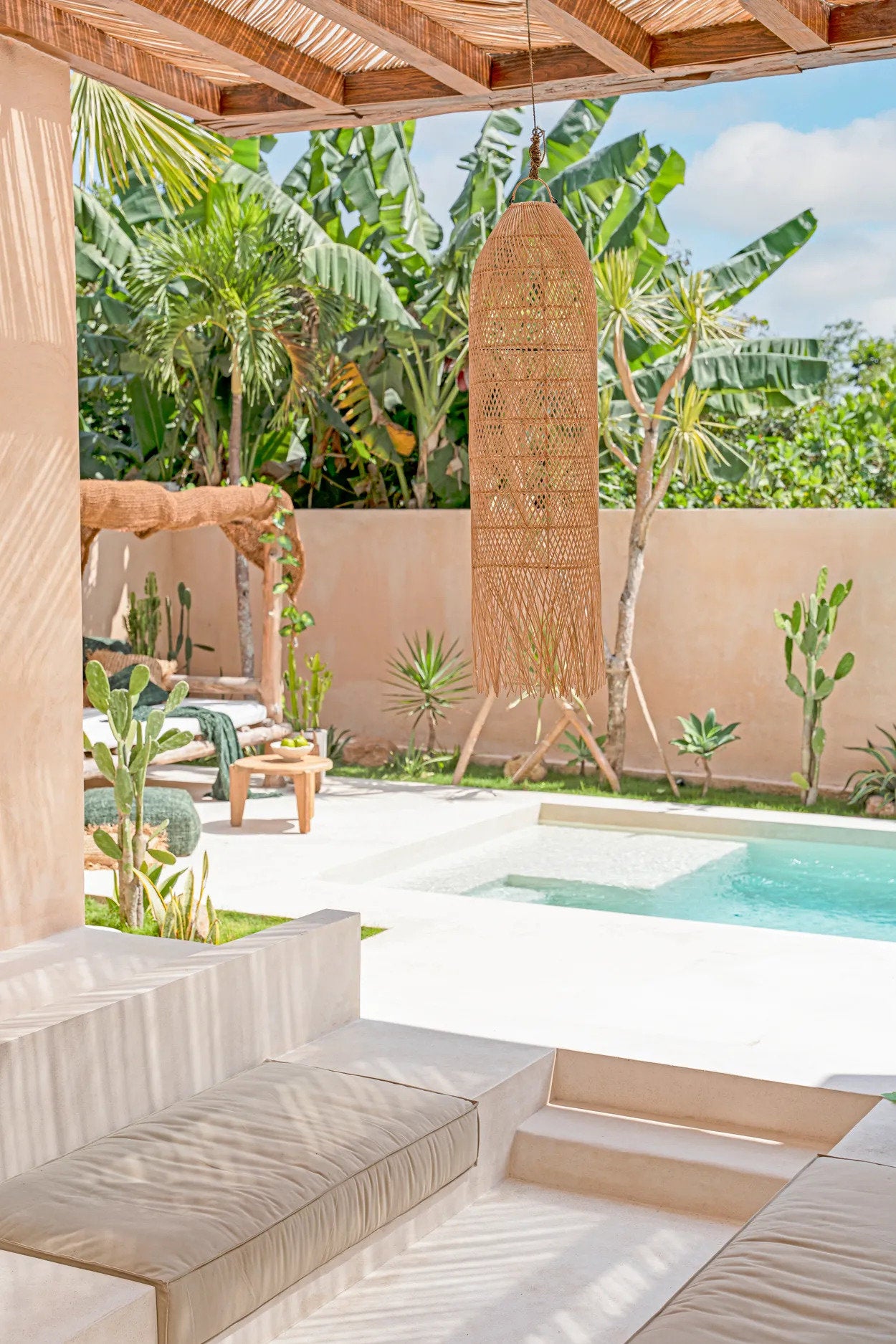 the-squid-pendant-natural-l