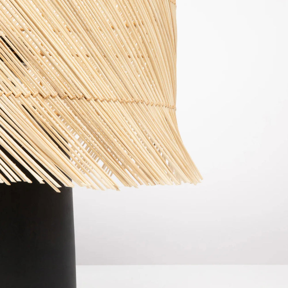 the-rattan-table-lamp-black-natural