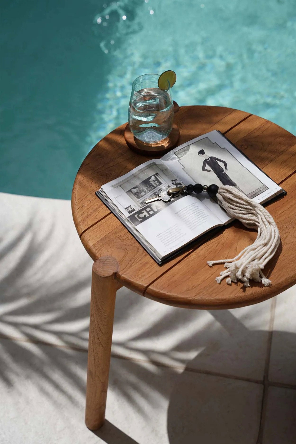 the-cotton-wood-keychain-natural-black