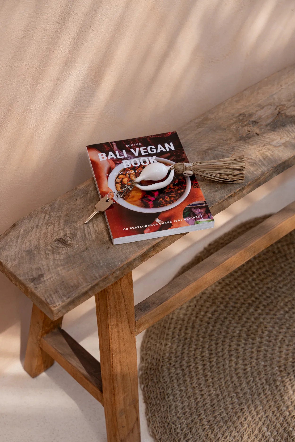 the-kubu-keychain-white-natural